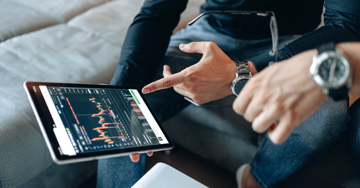 Altcoins: Pros and Cons for Investors in 2026